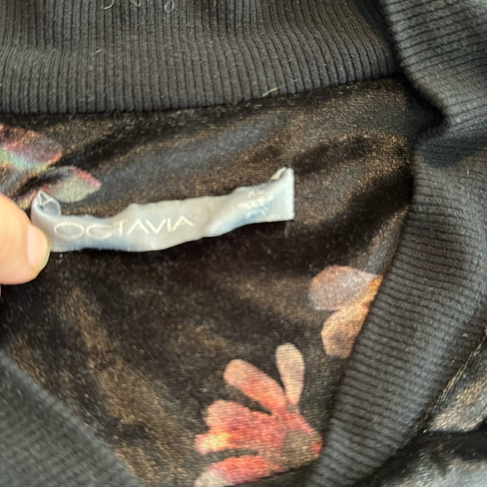 Great condition velvet zip up bomber jacket - Picture 5 of 11